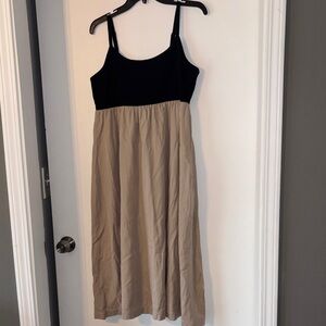 Hatch Maternity Midi Dress